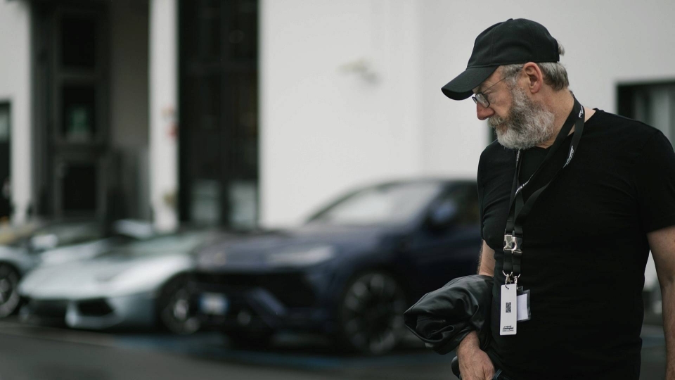 liam-cunningham-lamborghini-960×600