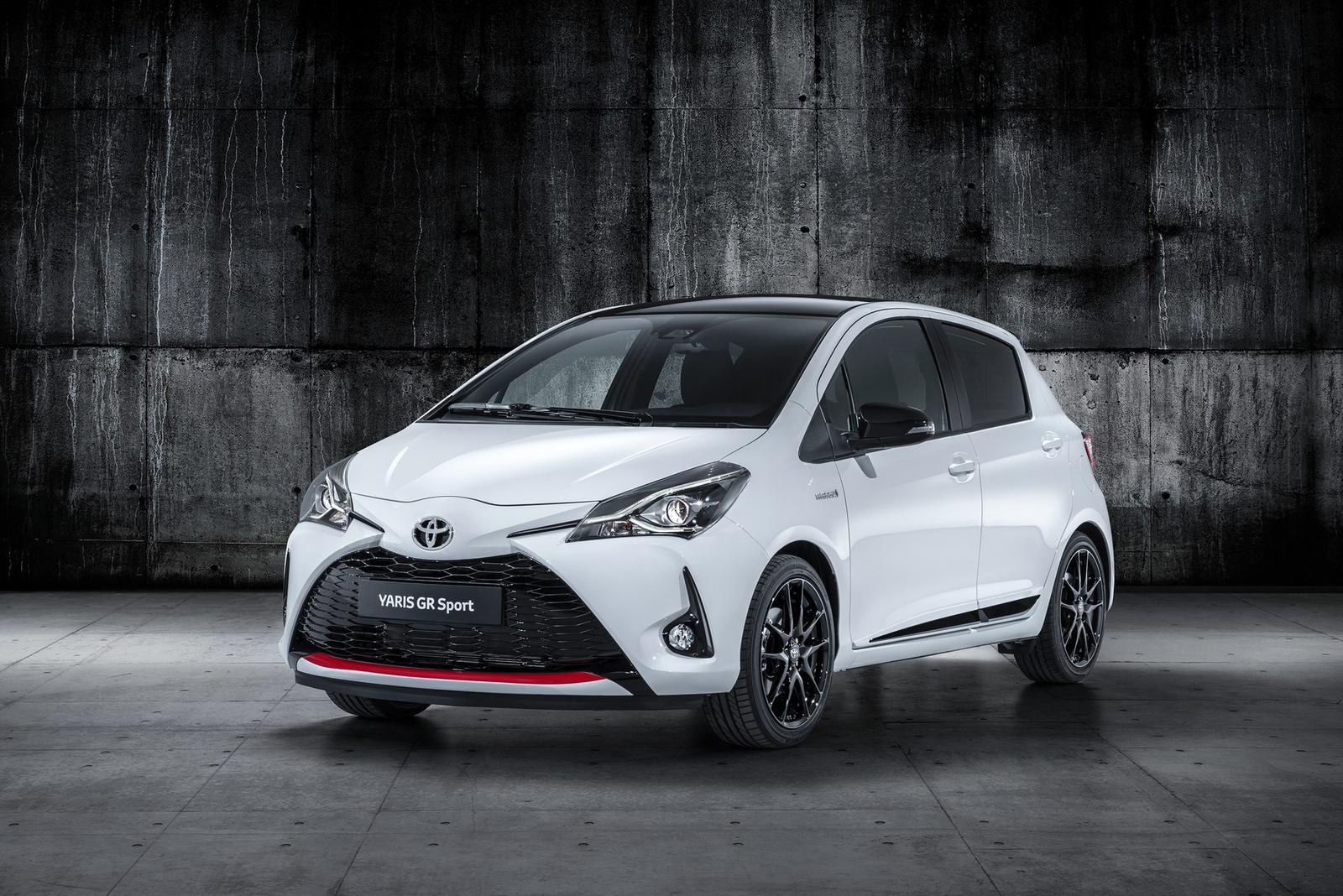 8747f8e1-toyota_yaris_grs_02