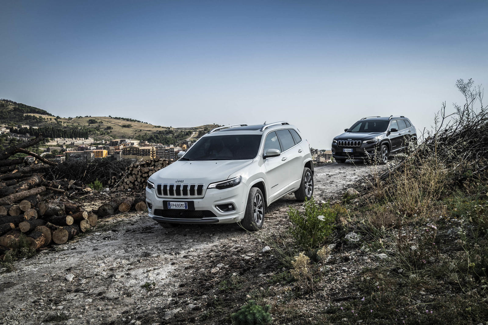 rsz_1new_jeep_cherokee_line-up_3
