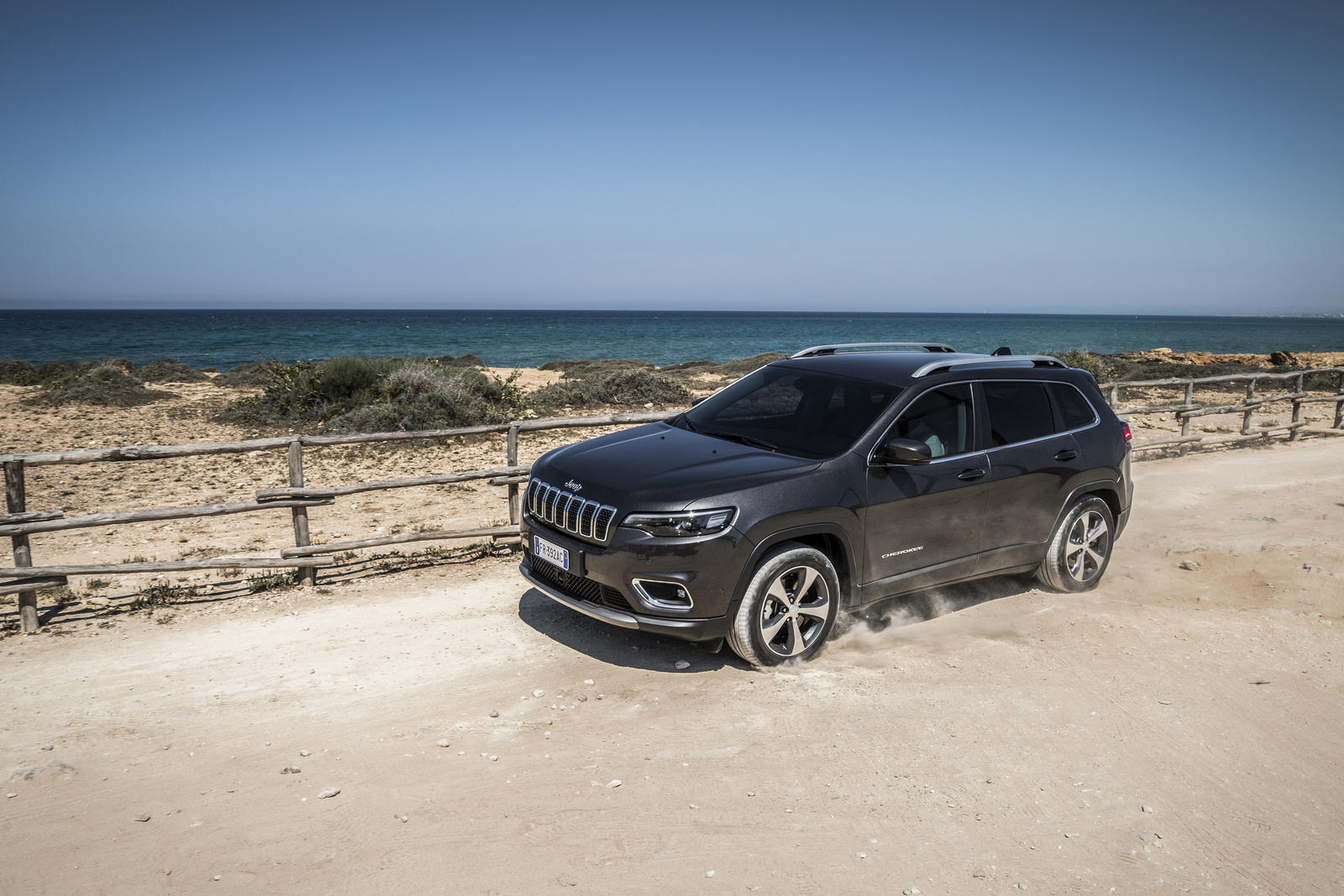 rsz_new_jeep_cherokee_limited_8