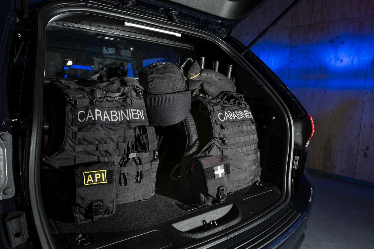 181031_Jeep_Grand_Cherokee_Carabinieri_14