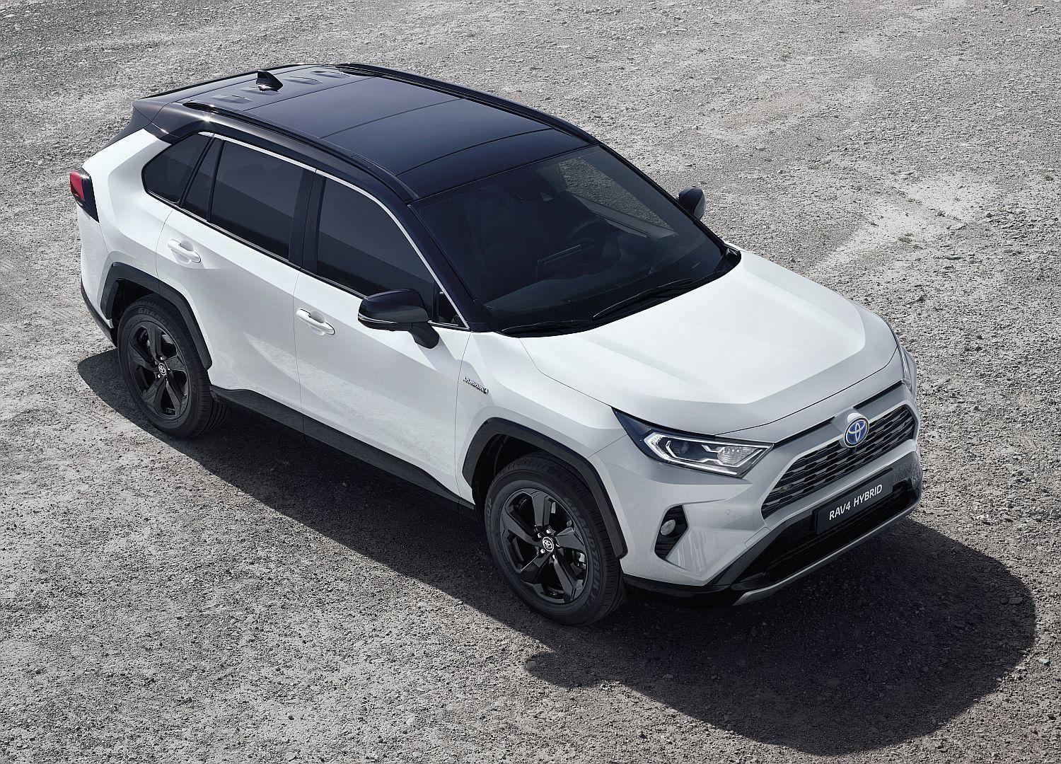 2019-rav4-hybrid-03