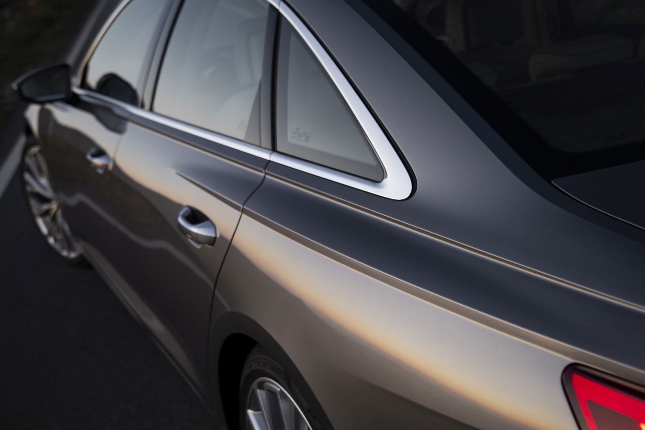 Audi A6 Sedan