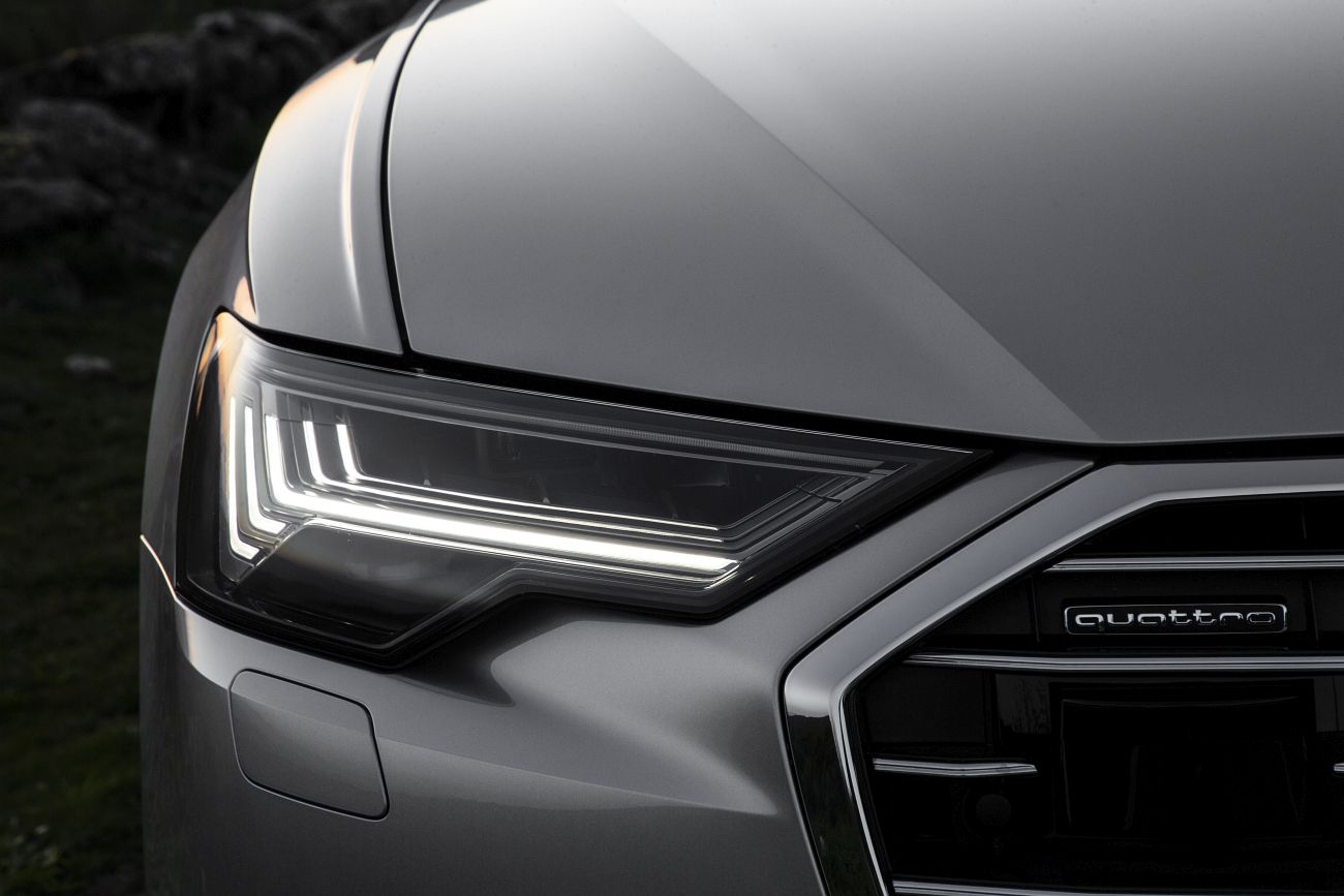 Audi A6 Sedan