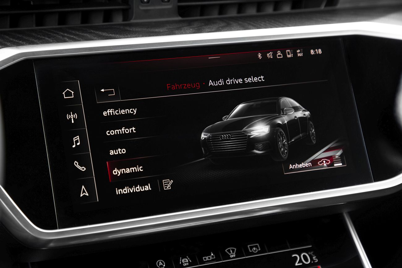 Audi A6 Sedan