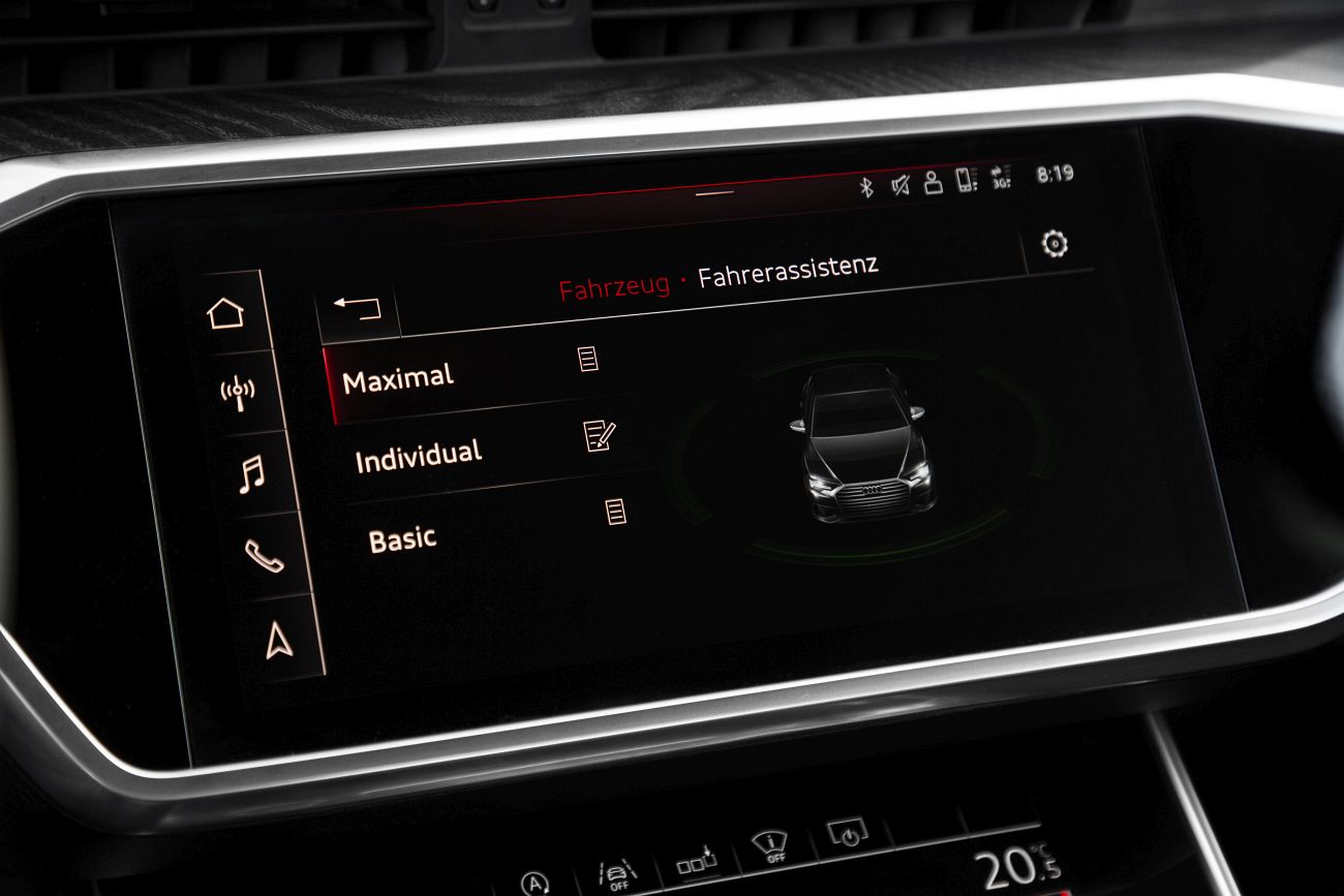 Audi A6 Sedan
