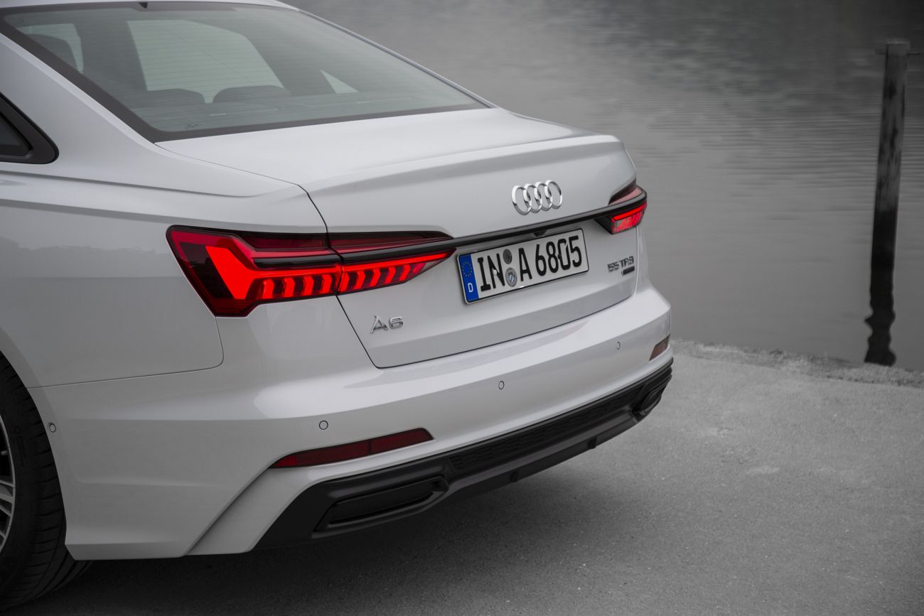 Audi A6 Sedan