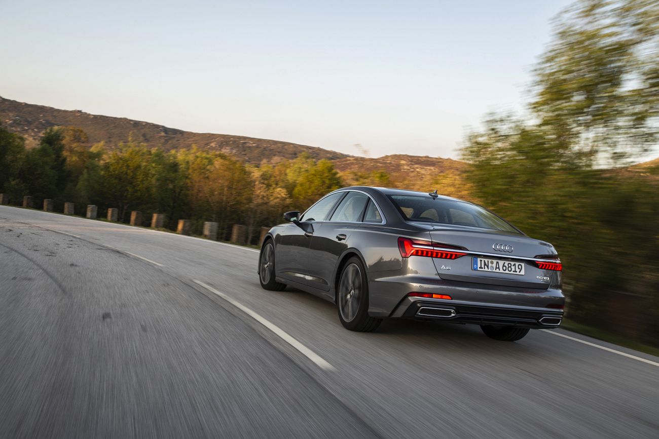 Audi A6 limousine (58)