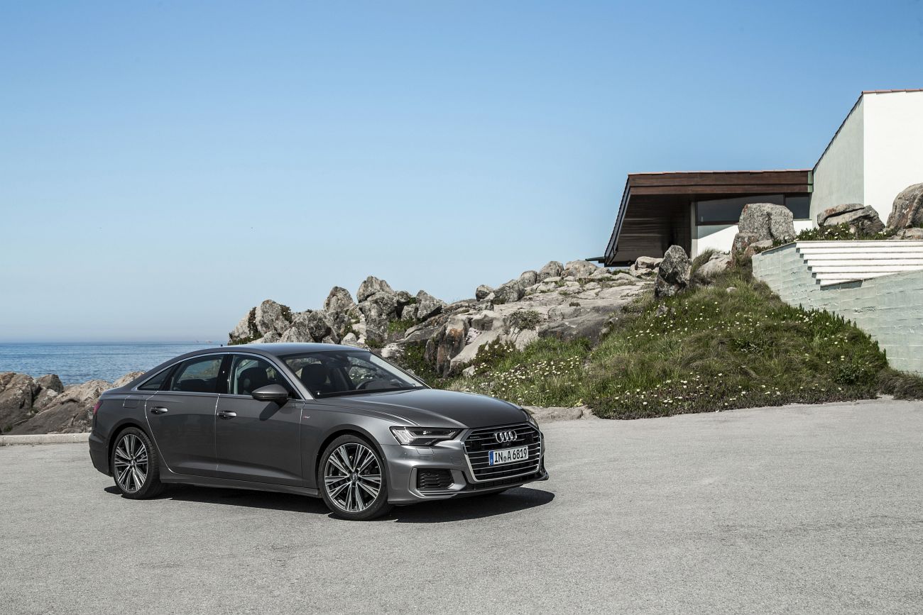 Audi A6 Sedan
