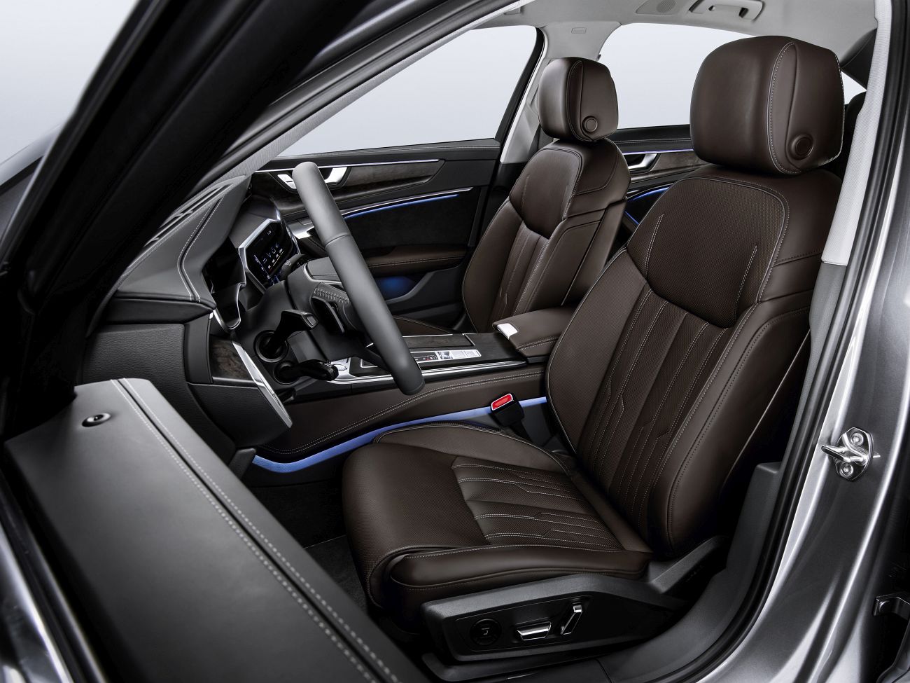 Audi A6 limousine (7)