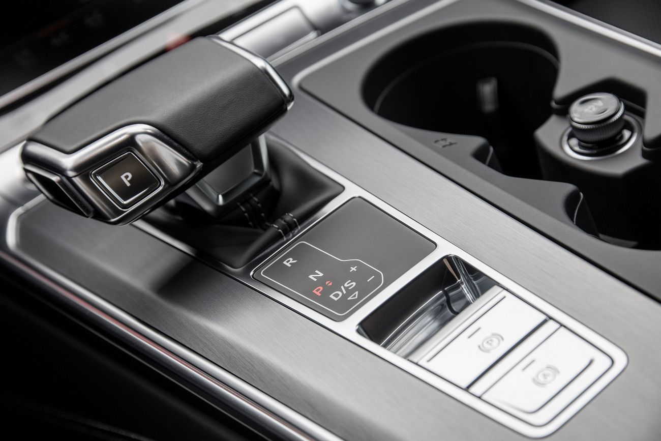 Audi A6_Avant_Daytona Grey_041