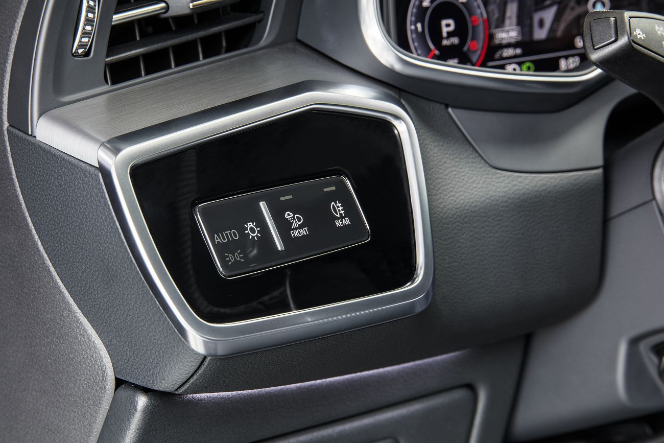 Audi A6_Avant_Daytona Grey_049