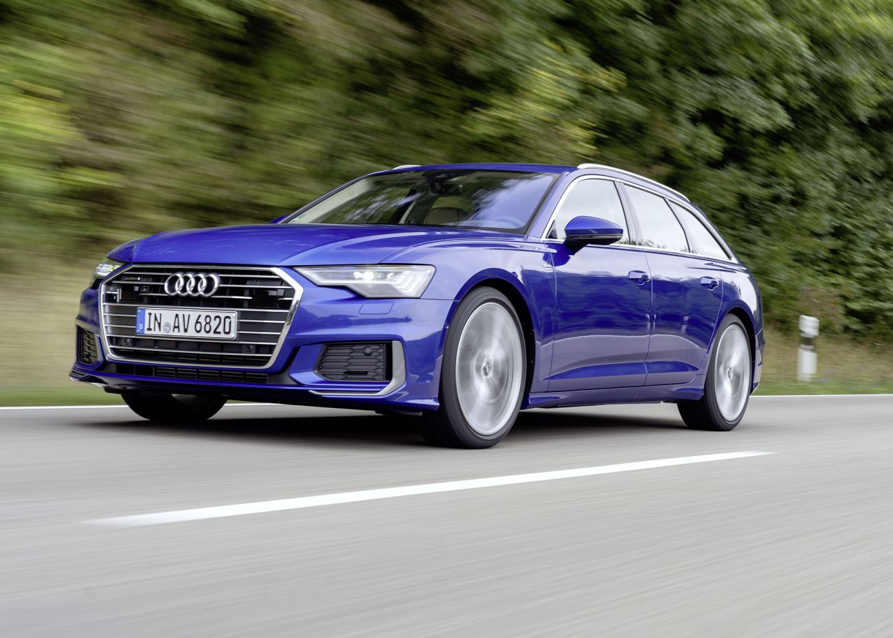 Audi A6_Avant_Sepang Blue_017
