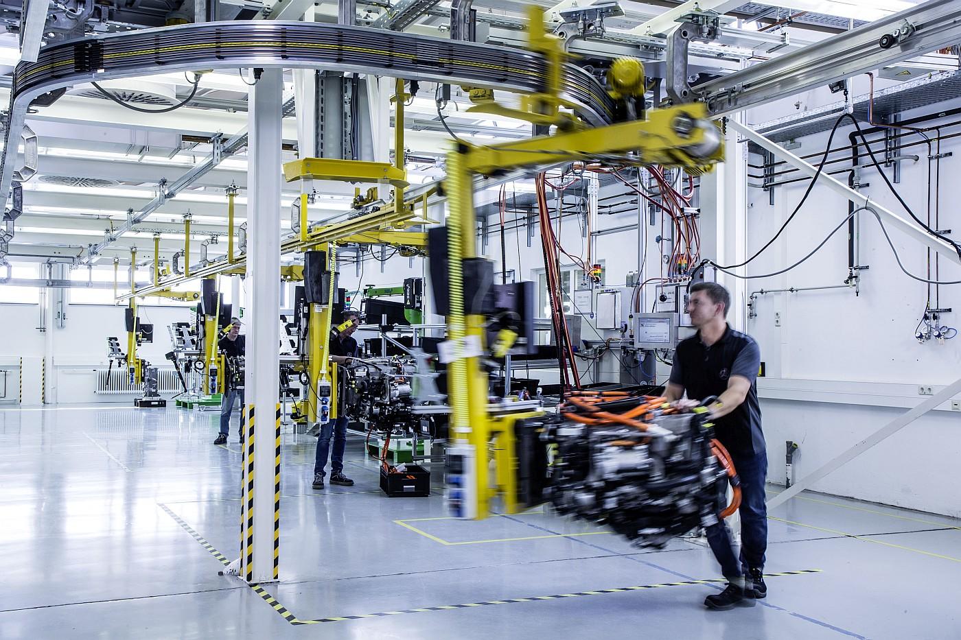 Hinter den Kulissen der Brennstoffzellen-Mobilität

Behind the scenes of fuel cell mobility