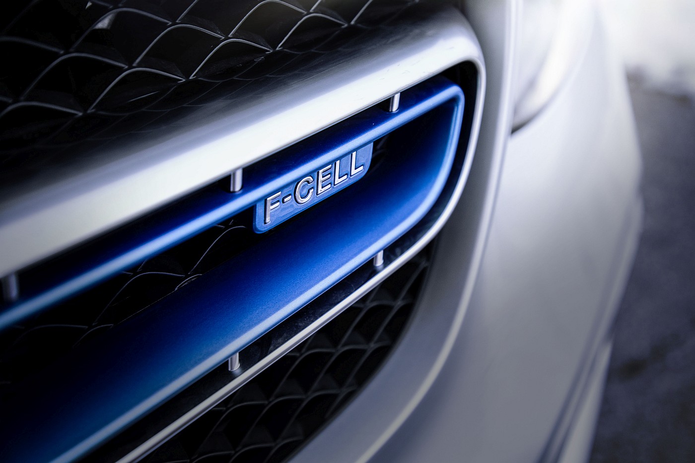 Hinter den Kulissen der Brennstoffzellen-Mobilität

Behind the scenes of fuel cell mobility