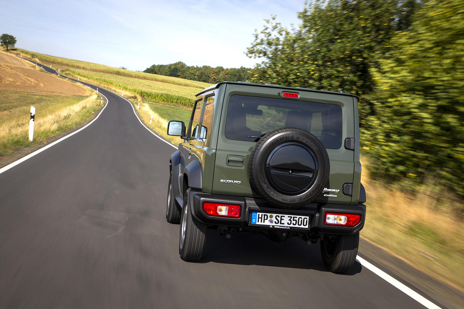 Suzuki-All-New-Jimny-04