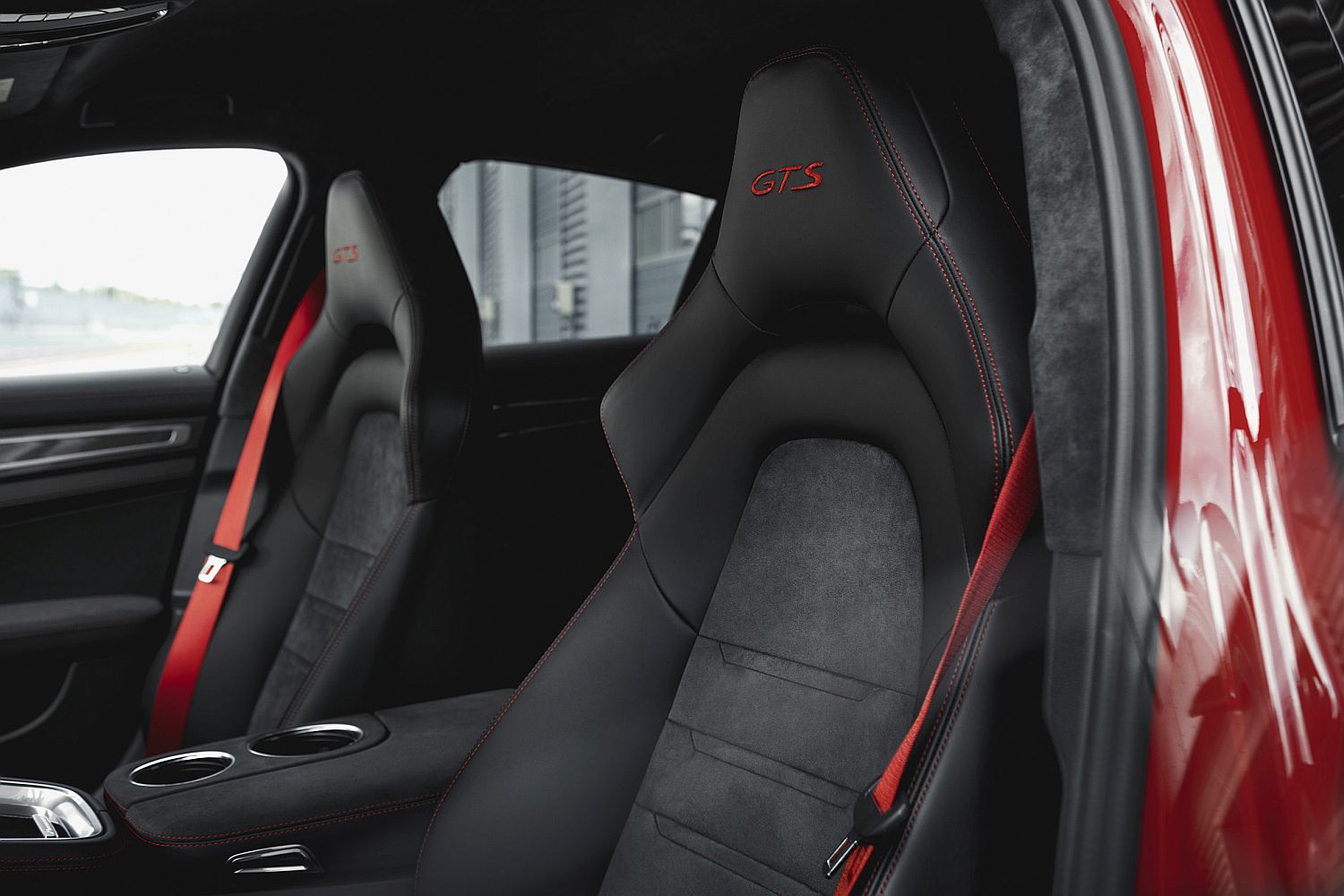 porsche panamera GTS 2018 (9)