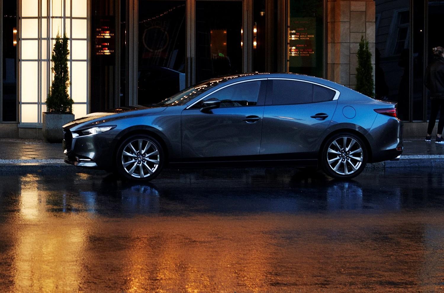 15_All-New-Mazda3_SDN_EXT_lowres