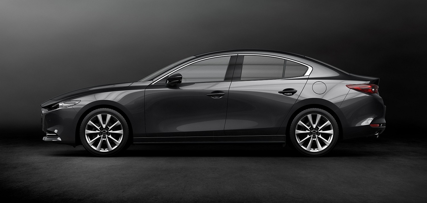 22_All-Ne-Mazda3_SDN_EXT_lowres