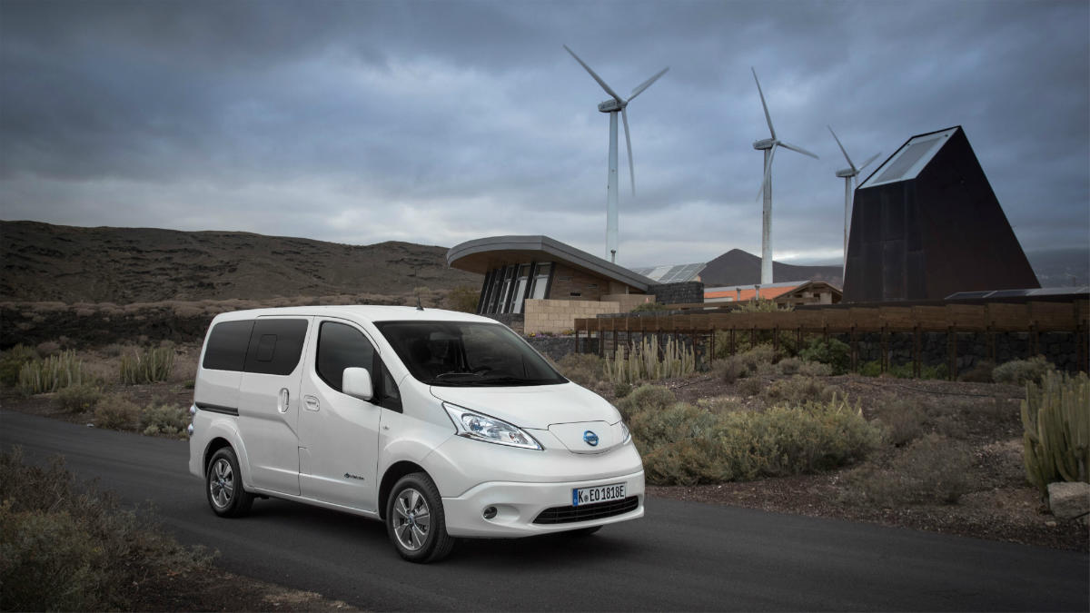 426214159_The_upgraded_Nissan_e_NV200_The_LCV_market_game_changer_Zero_emissions_van-source