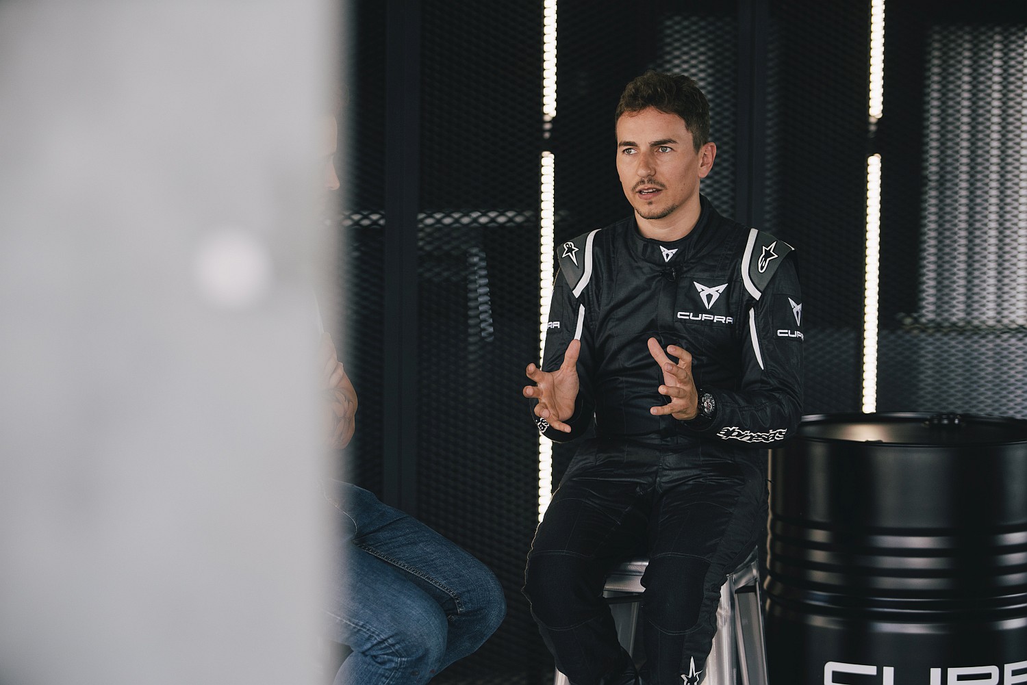 Lorenzo-and-Dovizioso-one-on-one_006_HQ
