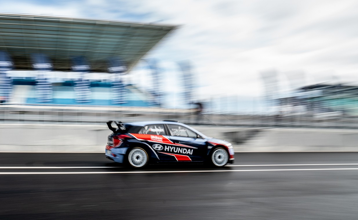Miguel Oliveira-Hyundai (2) (1)