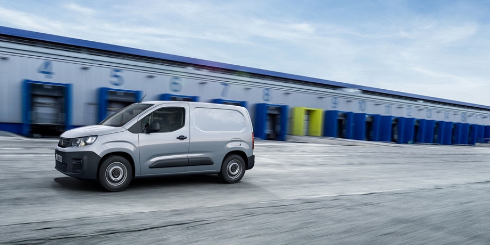 PEUGEOT_PARTNER_1811KL_090-960×600