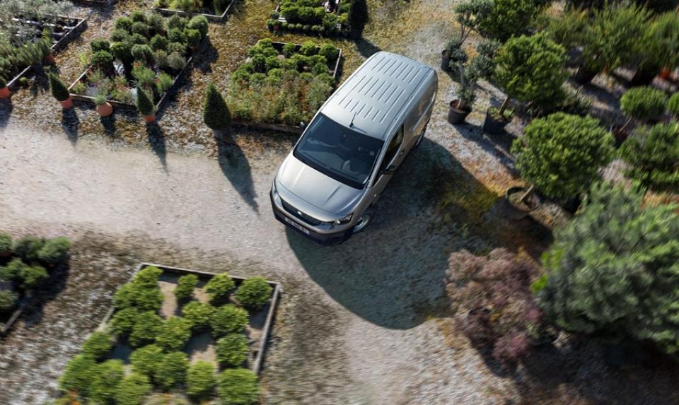 PEUGEOT_PARTNER_1811KL_091-960×600