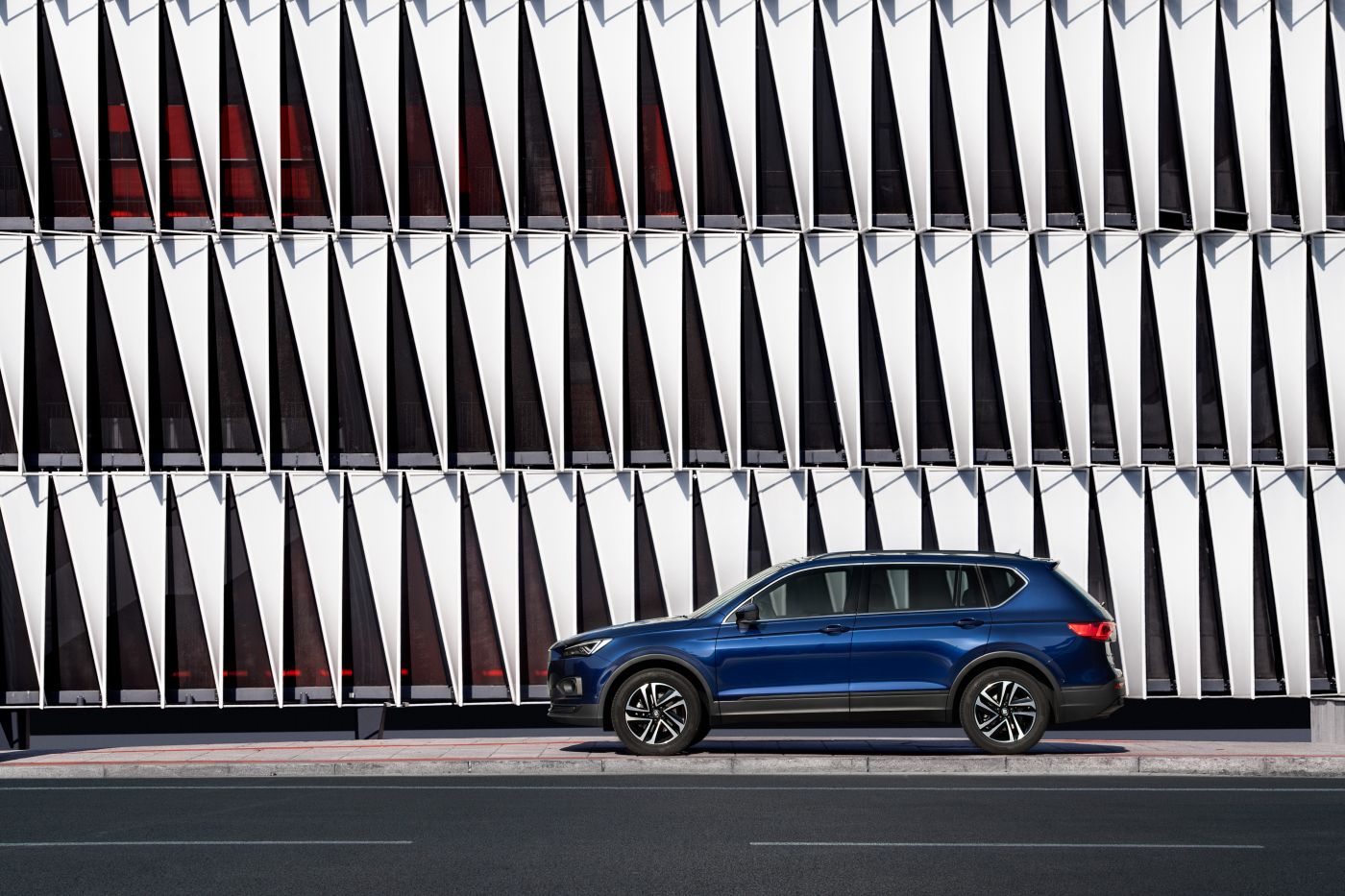 SEAT TARRACO 042H