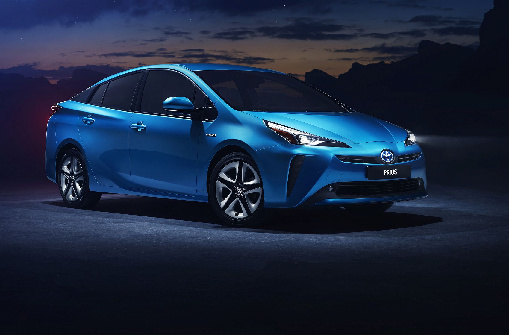 prius-1-v08-rgb-230986