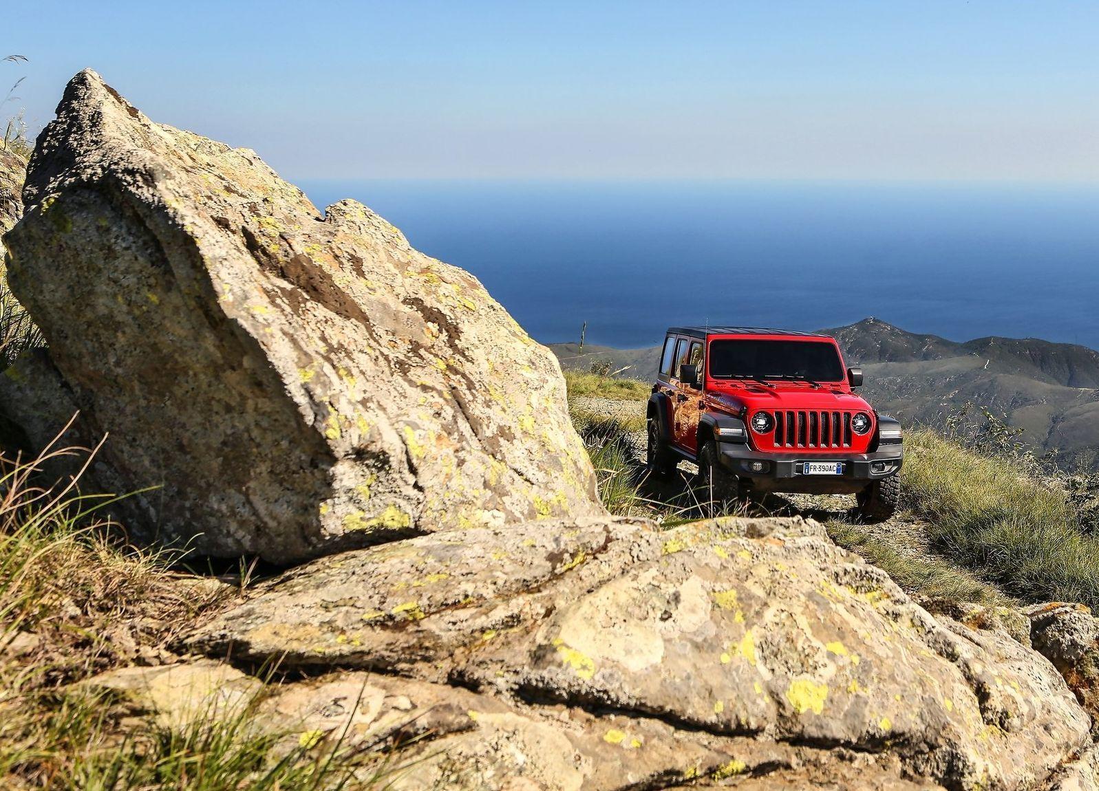 Jeep-Wrangler_Unlimited_EU-Version-2018-1600-0a