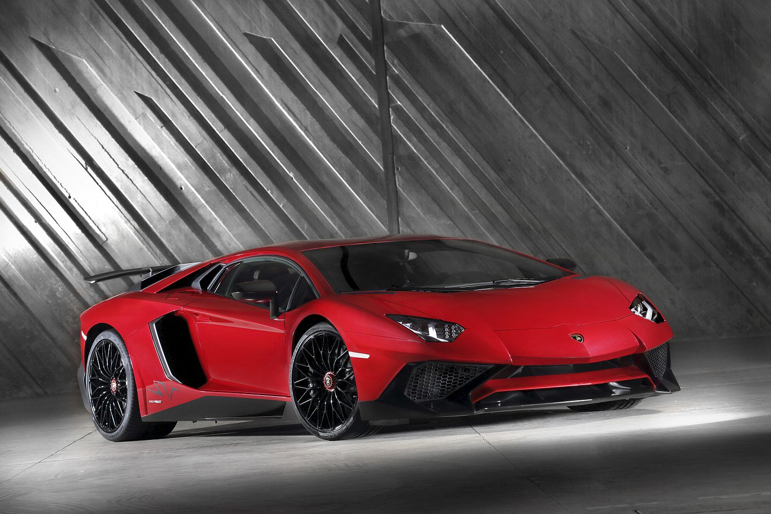 Lamborghini Aventador Superveloce (4)