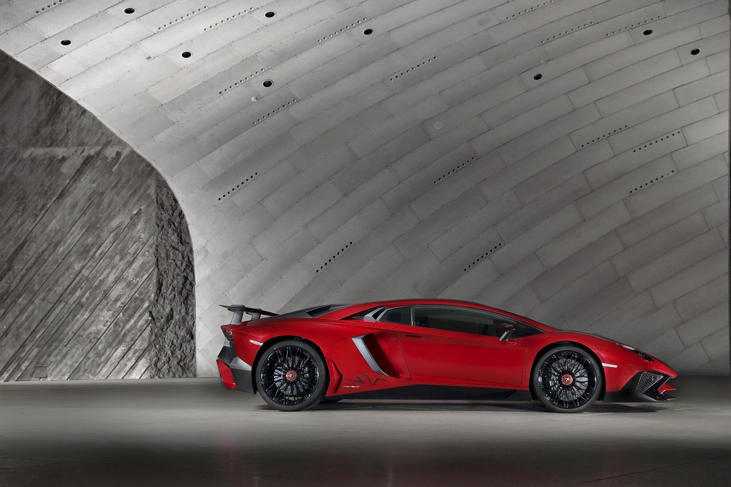 Lamborghini Aventador Superveloce (5)