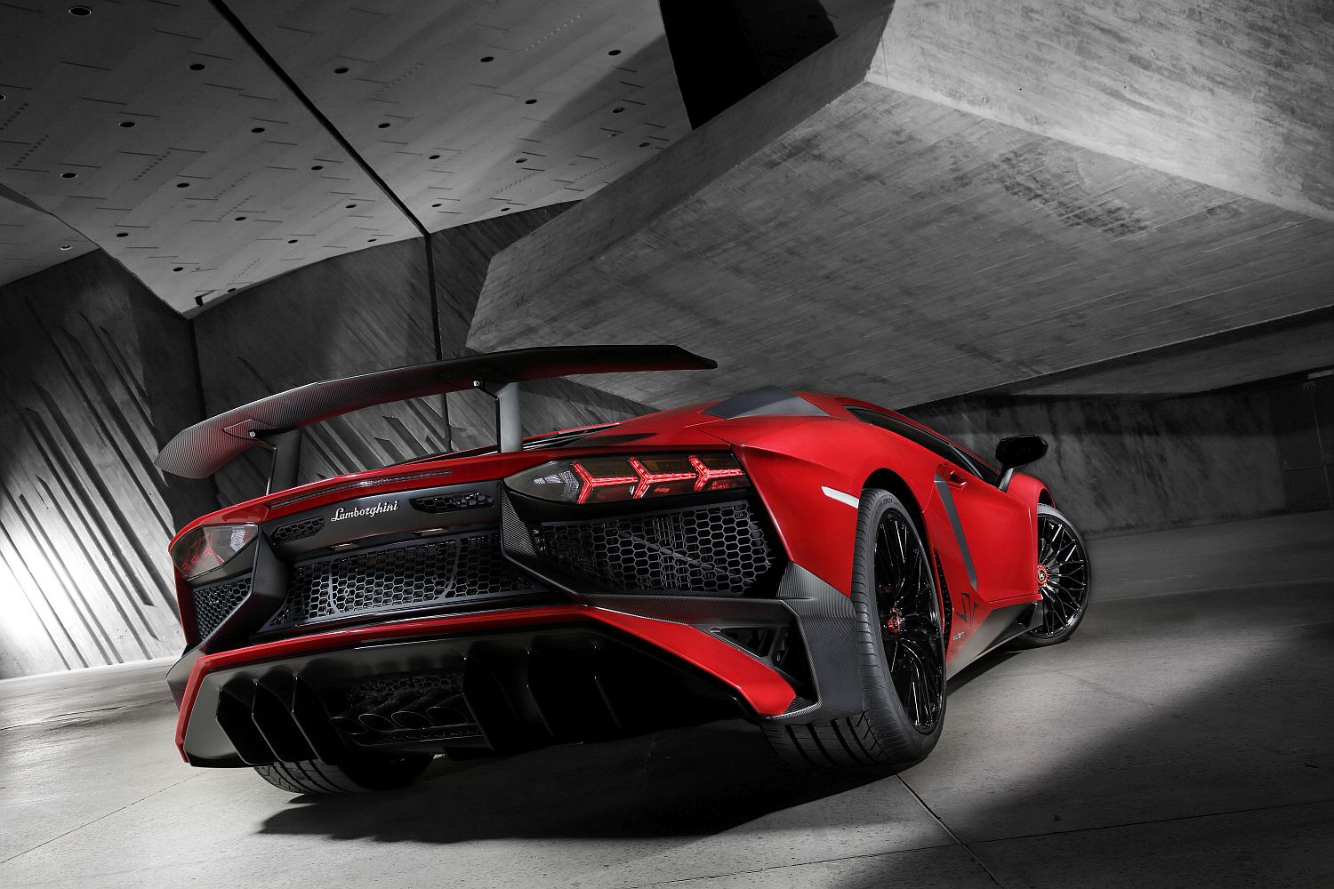 Lamborghini Aventador Superveloce (7)