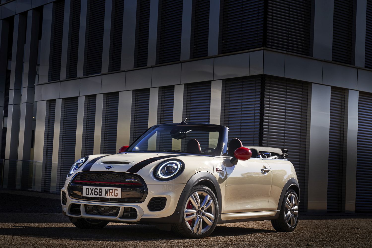 MINI John Cooper Works 2019 (16)