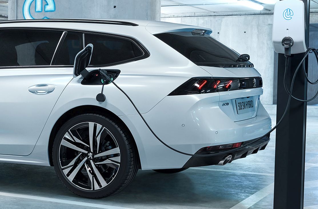 PEUGEOT_508PHEV_SW_1809PB_0022