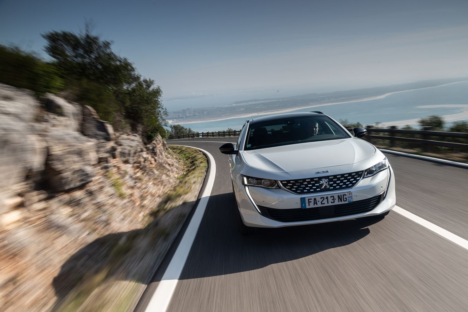 PEUGEOT_508SW_TESTDRIVE_1118TC-102