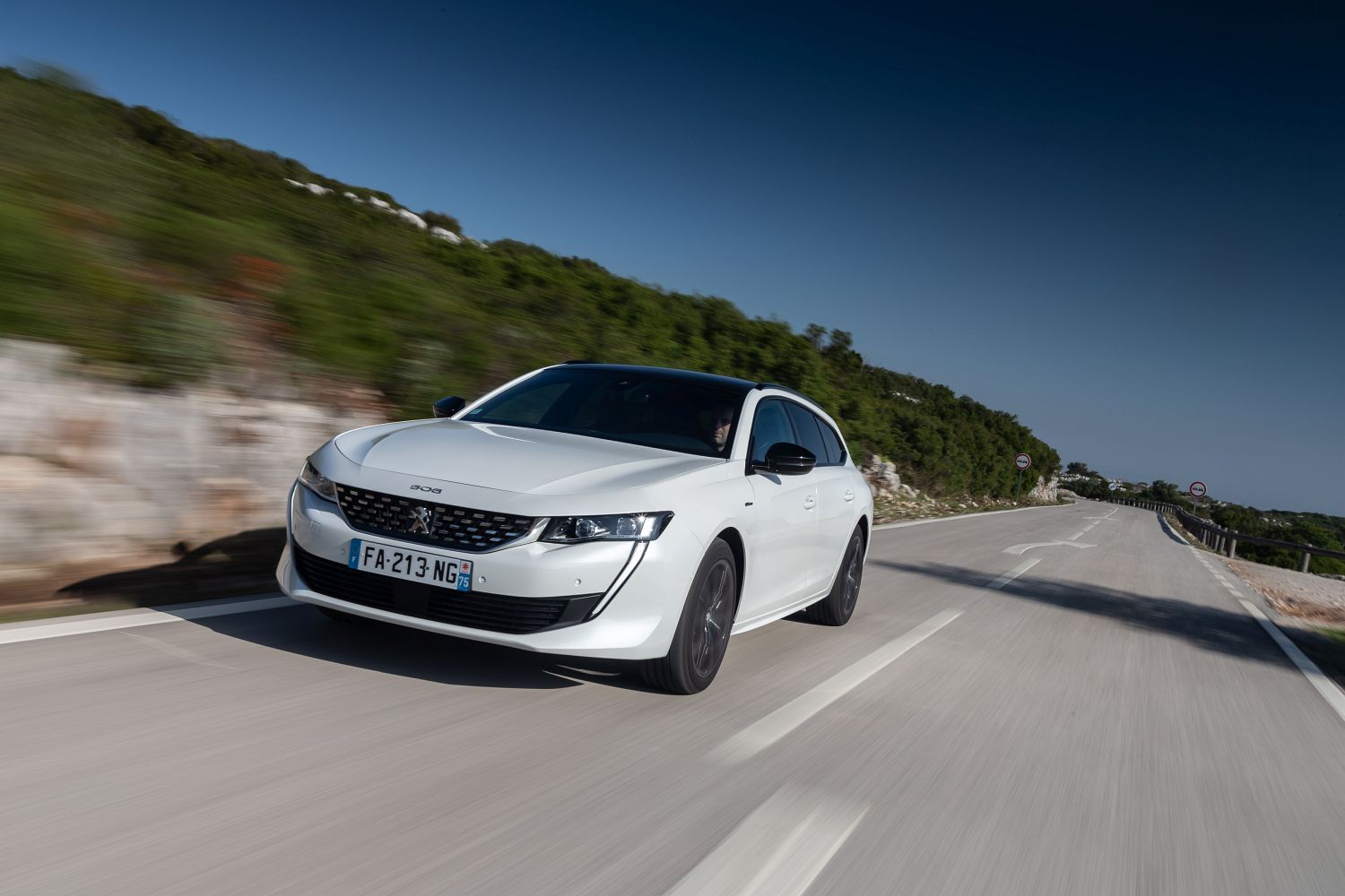 PEUGEOT_508SW_TESTDRIVE_1118TC-105