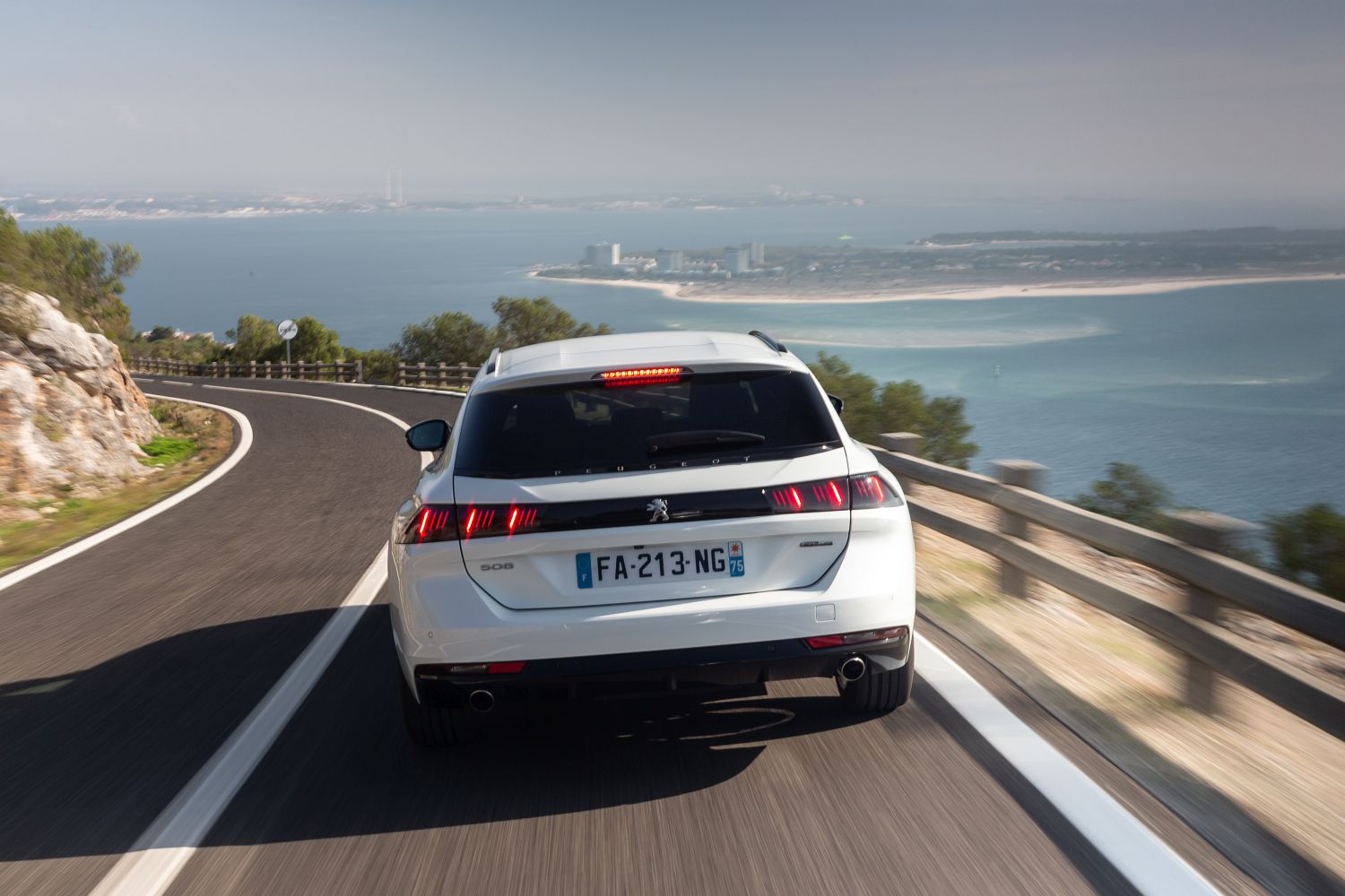 PEUGEOT_508SW_TESTDRIVE_1118TC-116