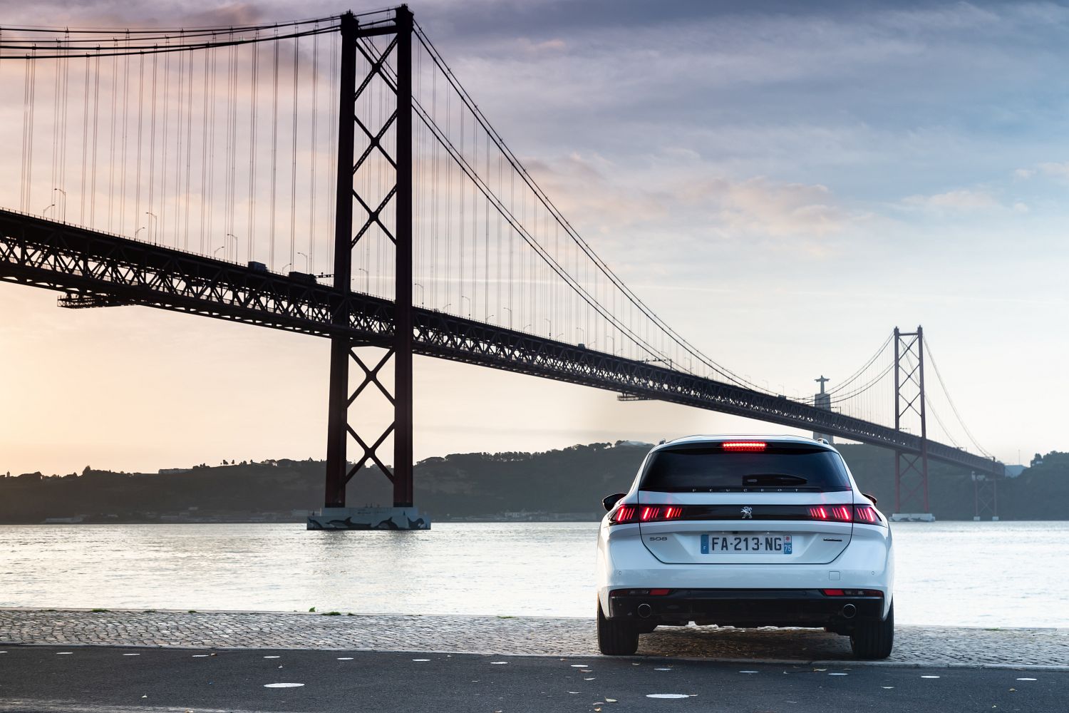 PEUGEOT_508SW_TESTDRIVE_1118TC-14