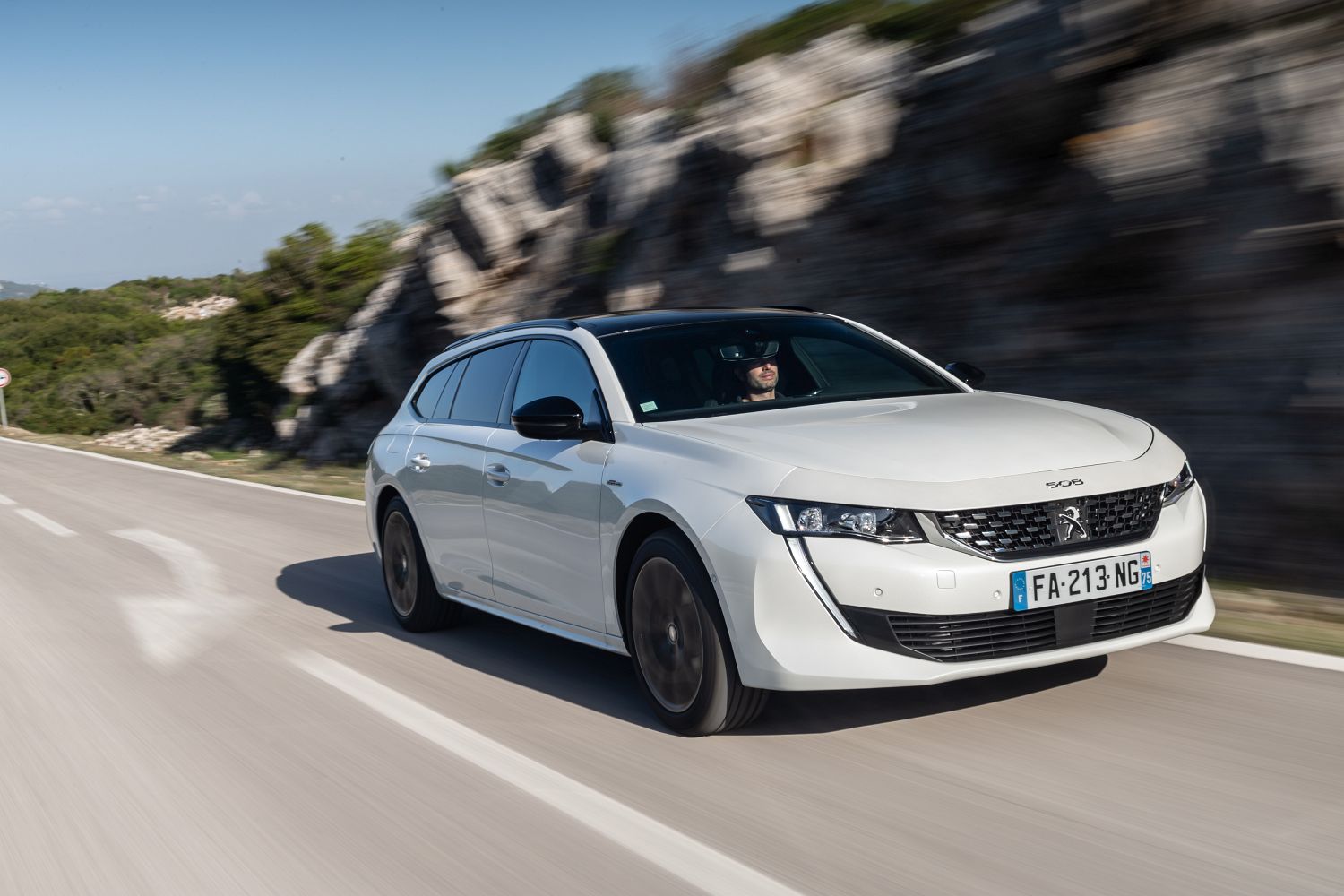 PEUGEOT_508SW_TESTDRIVE_1118TC-152