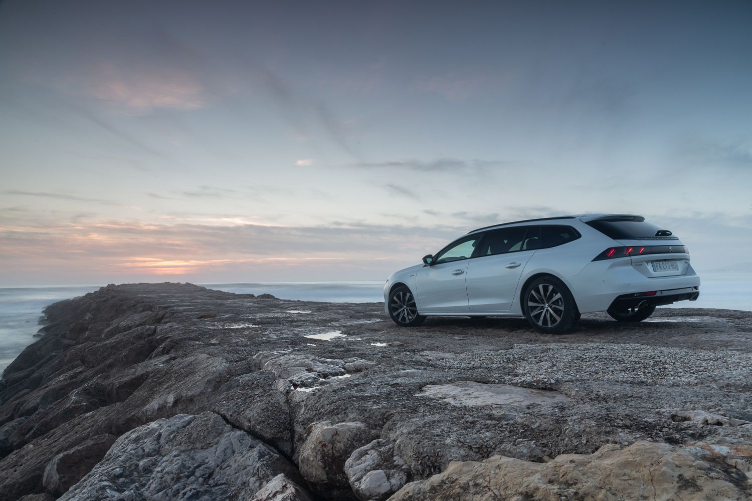 PEUGEOT_508SW_TESTDRIVE_1118TC-180