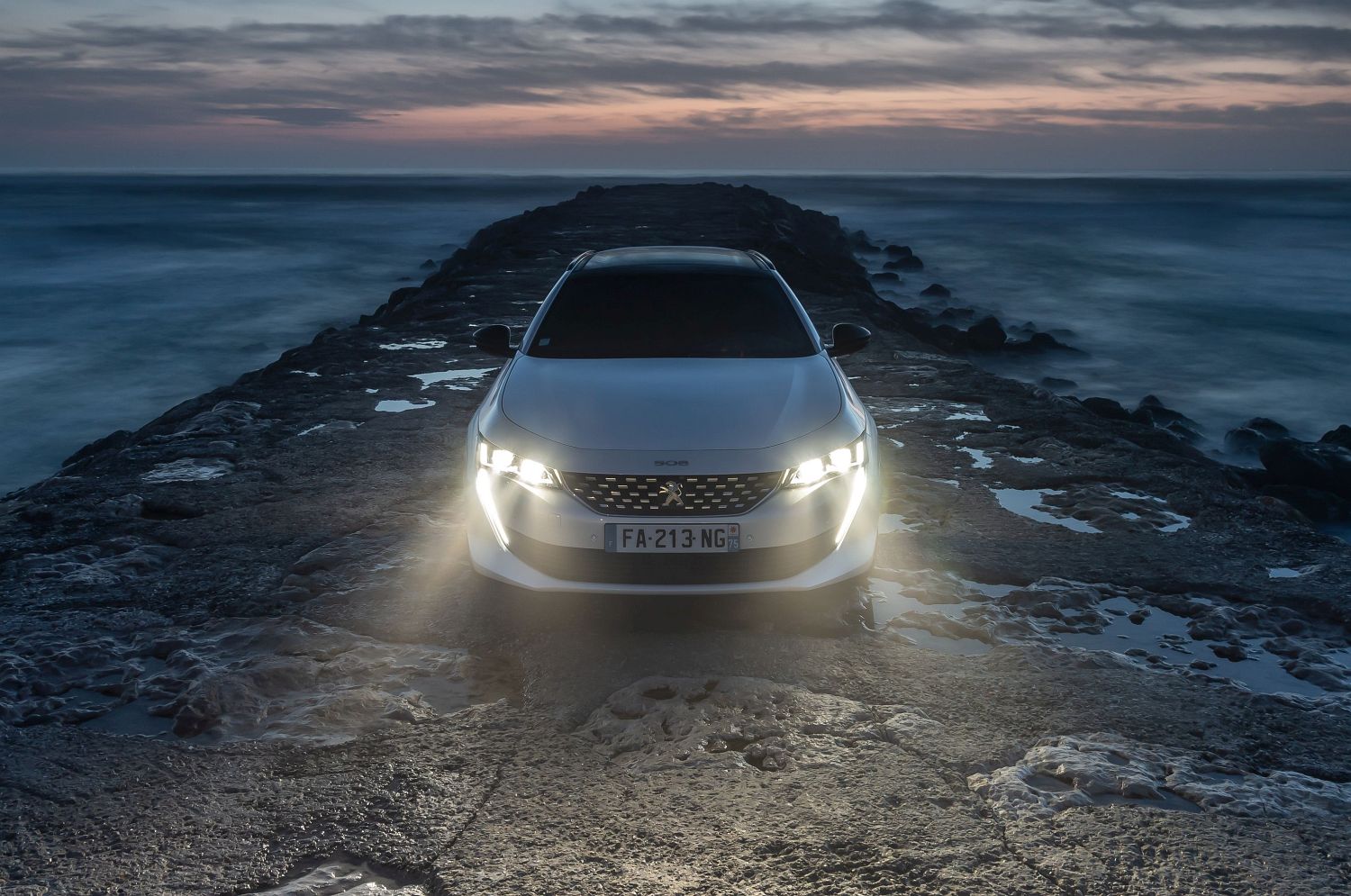 PEUGEOT_508SW_TESTDRIVE_1118TC-185