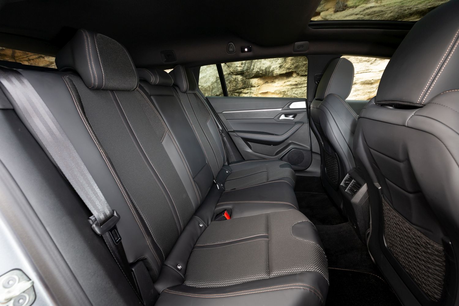 PEUGEOT_508SW_TESTDRIVE_1118TC-200