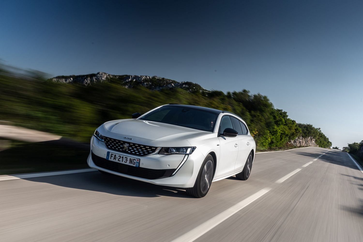 PEUGEOT_508SW_TESTDRIVE_1118TC-96