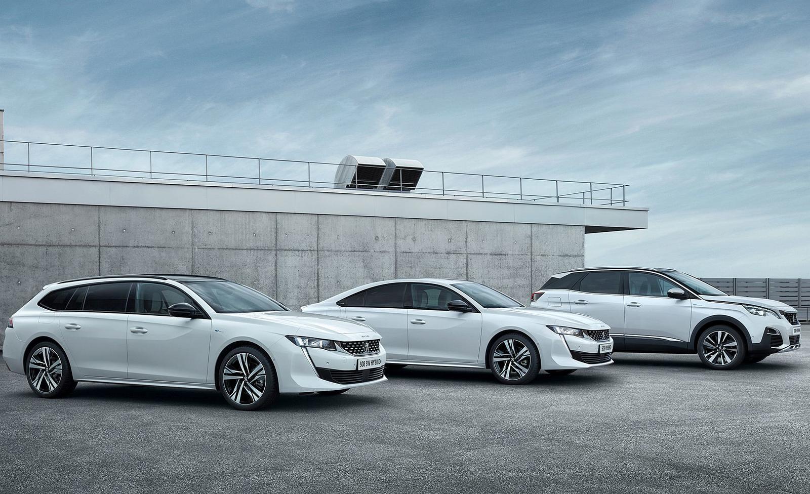 PEUGEOT_GAMME_PHEV_1809PB_001_0