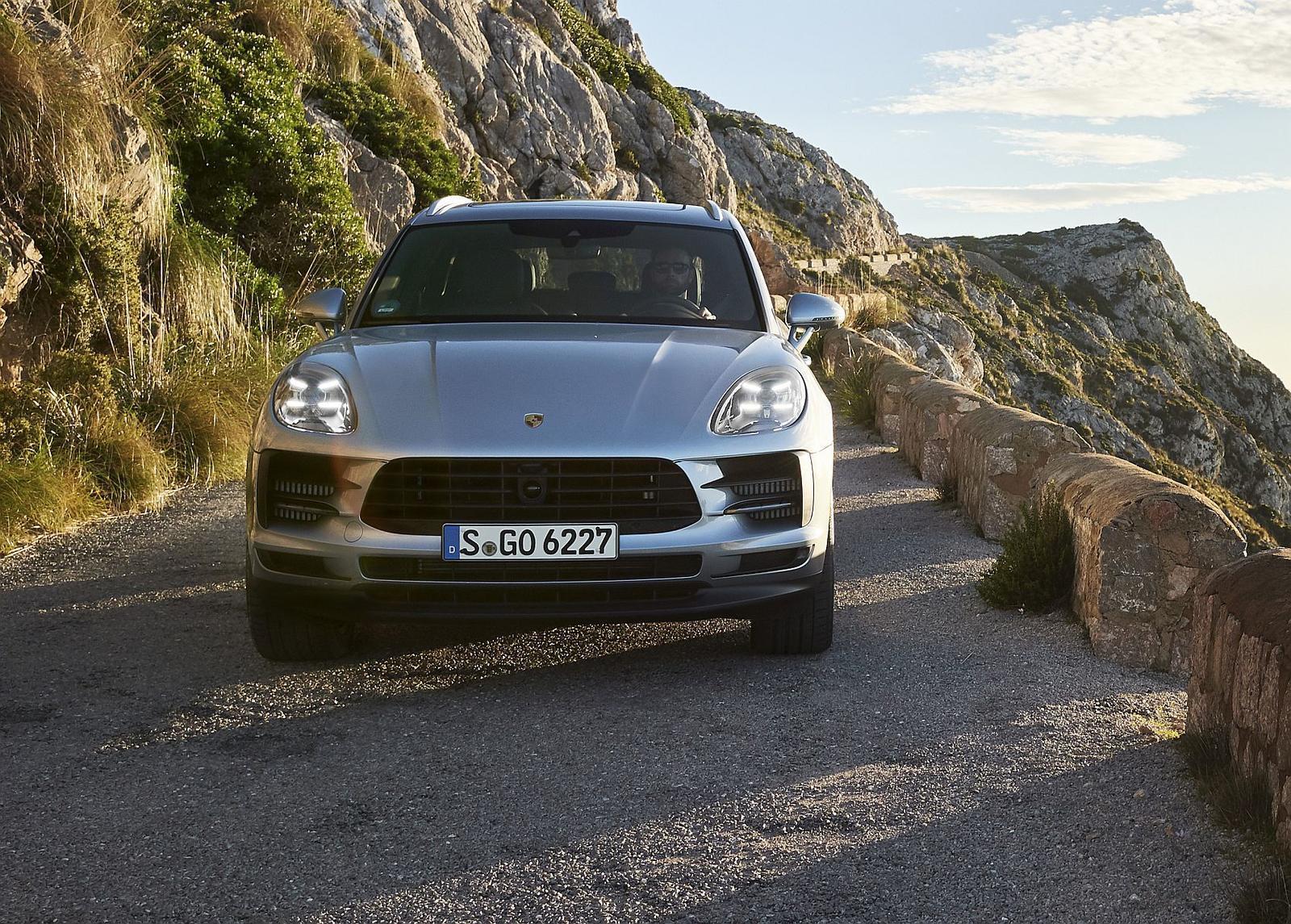 Porsche Macan S (2)