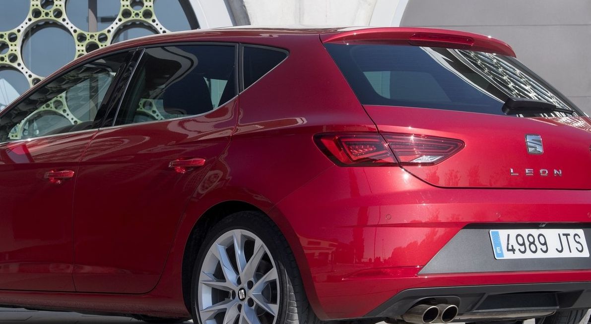 Seat-Leon-2017-1600-50
