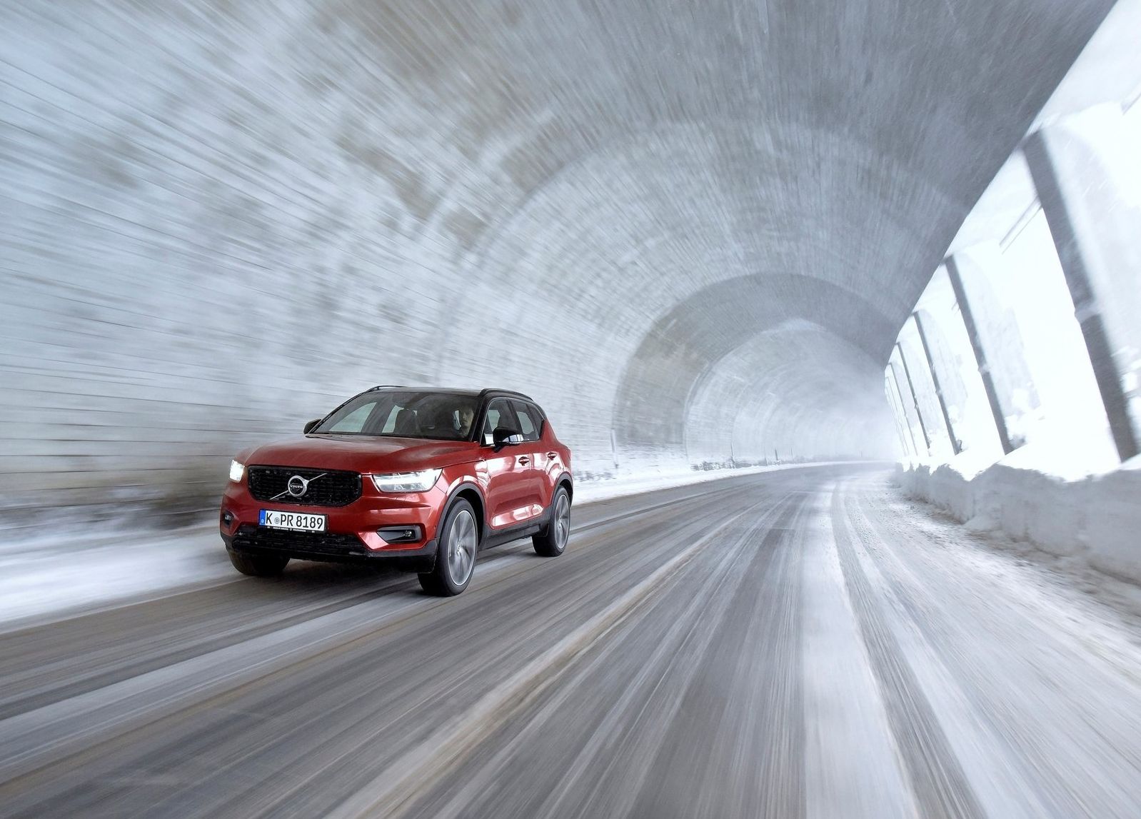 Volvo-XC40-2018-1600-39