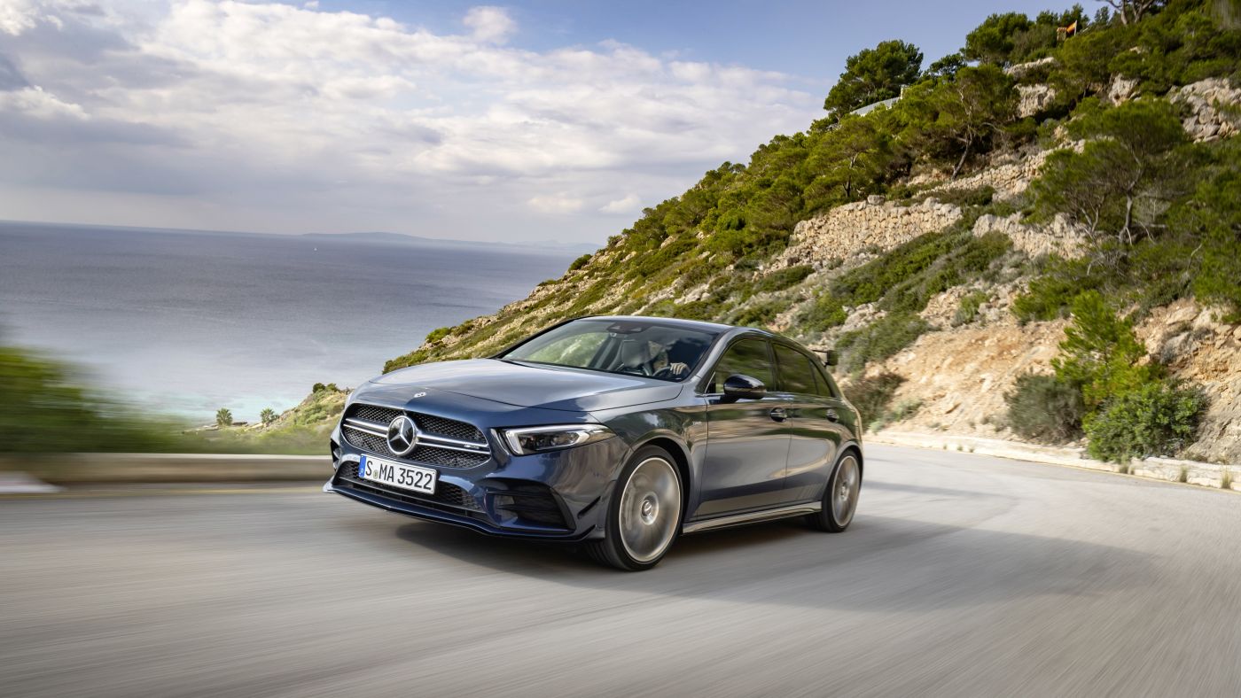 Mercedes-AMG A 35 4MATIC: Neuer Einstieg in die Welt der Driving Performance

Mercedes-AMG A 35 4MATIC: New entry-level model opens up the world of driving performance